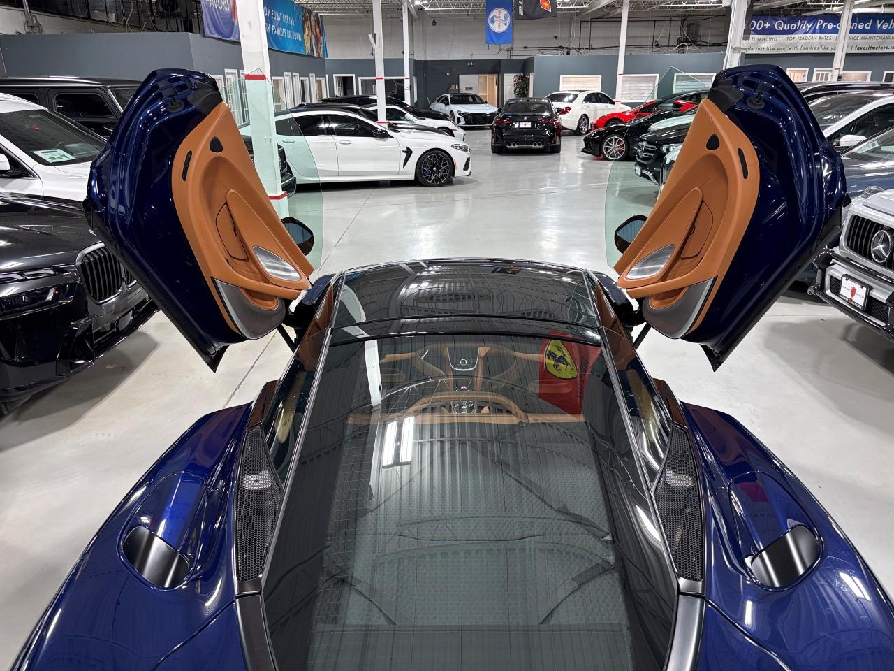 2020 McLaren GT COUPE | RWD | ELECTROCHROMIC ROOF | DIHEDRAL DOORS - Photo #14