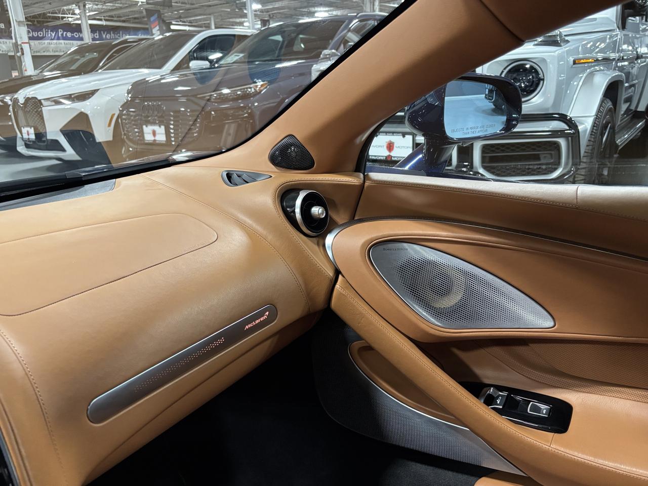 2020 McLaren GT COUPE | RWD | ELECTROCHROMIC ROOF | DIHEDRAL DOORS - Photo #28