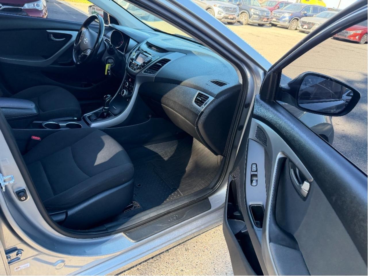 2016 Hyundai Elantra GLS Photo