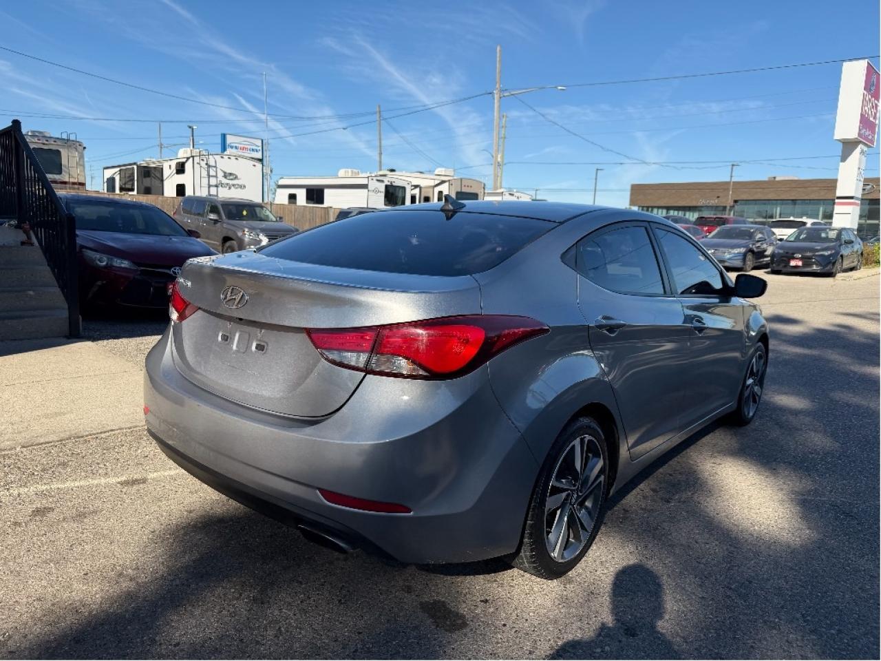 2016 Hyundai Elantra GLS Photo