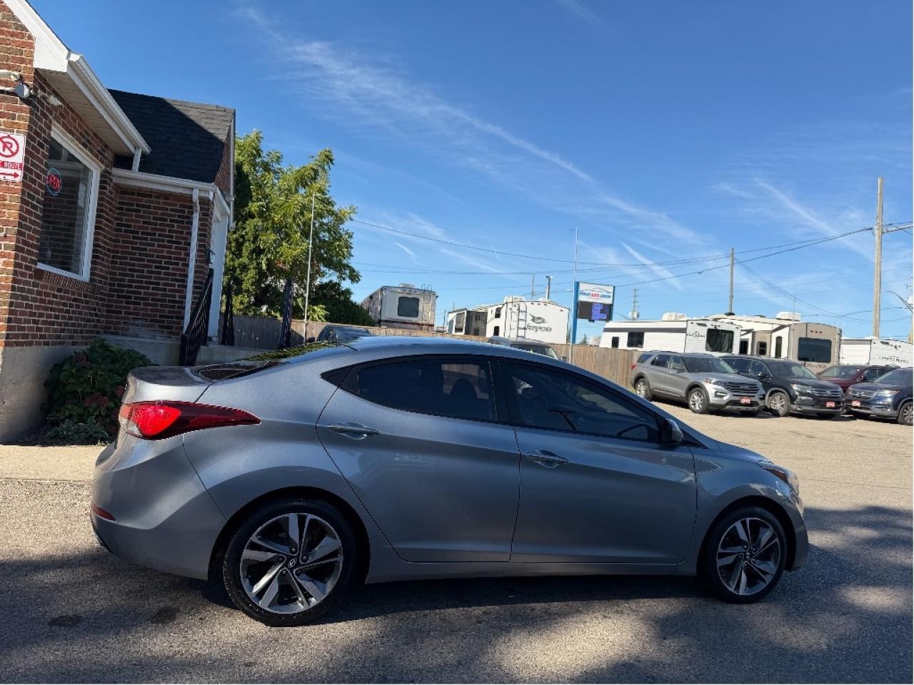 2016 Hyundai Elantra GLS Photo