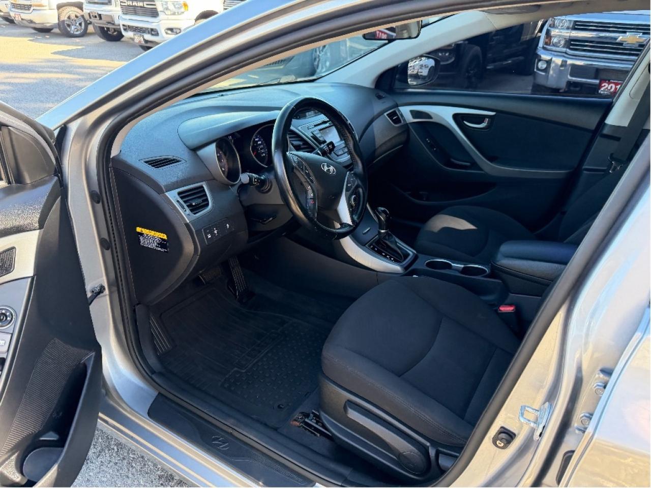 2016 Hyundai Elantra GLS Photo