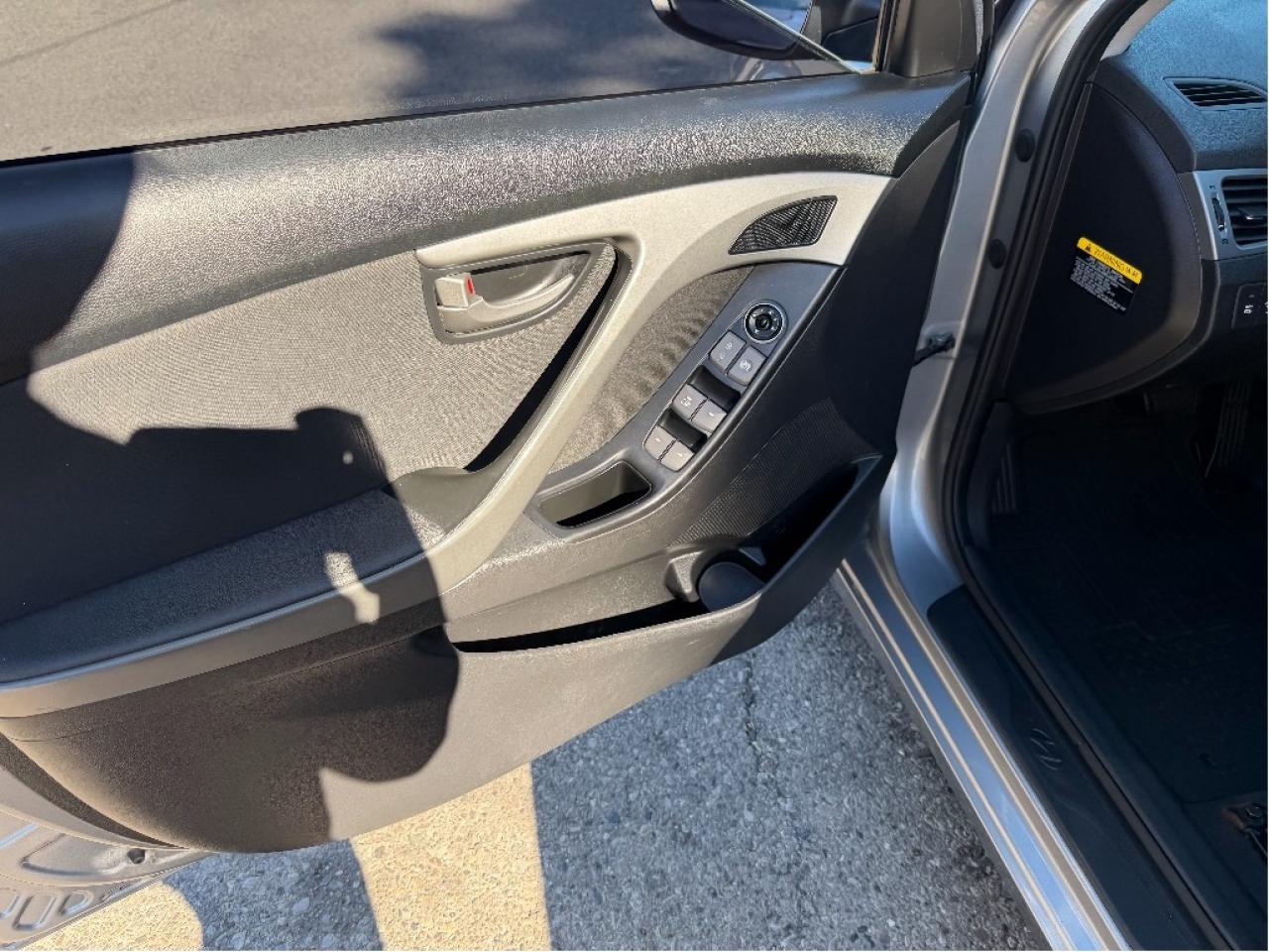 2016 Hyundai Elantra GLS Photo