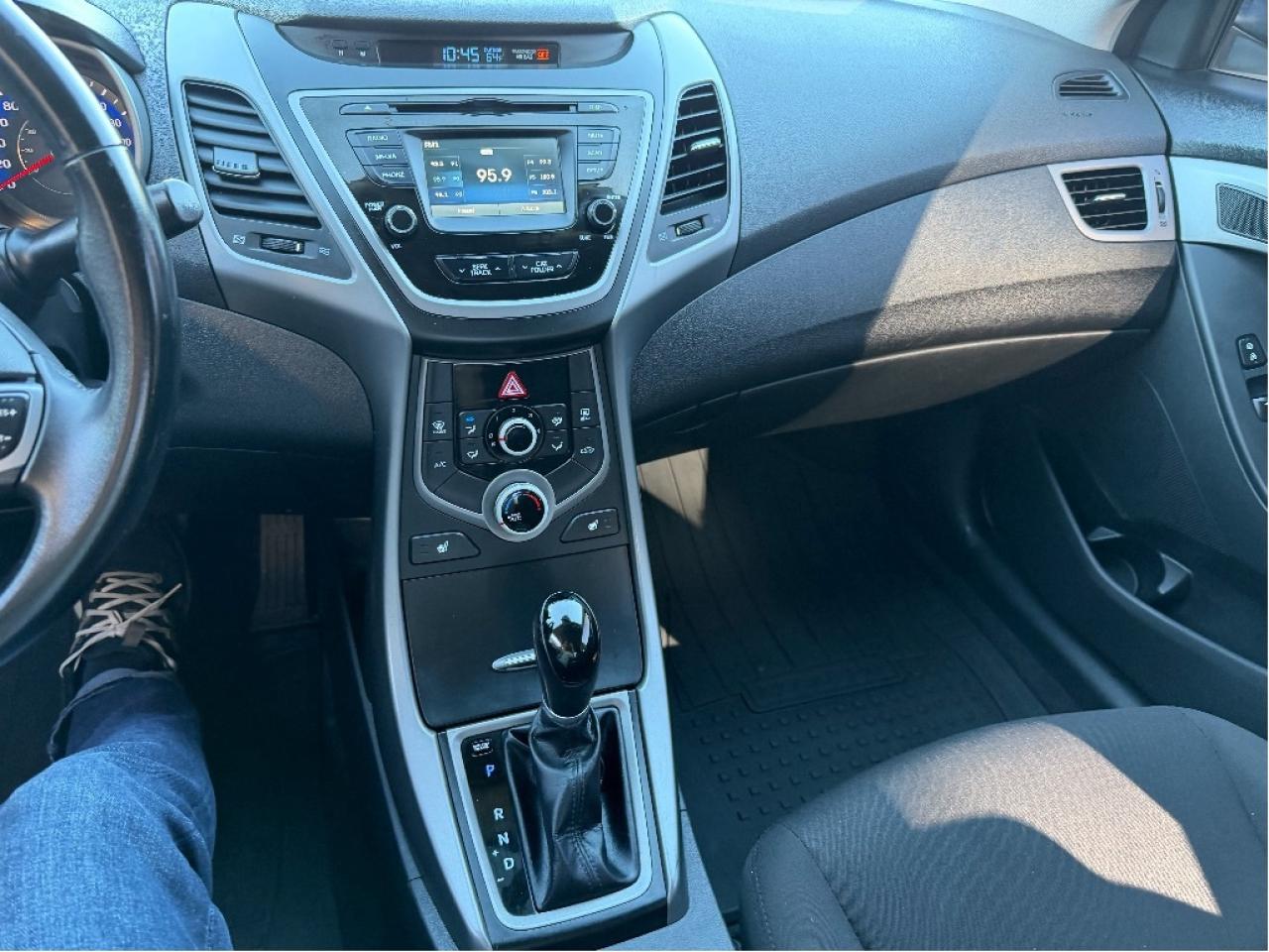 2016 Hyundai Elantra GLS Photo