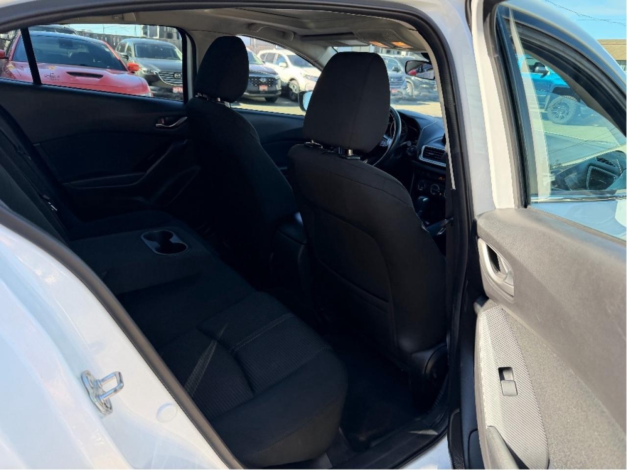 2017 Mazda MAZDA3 GS, Well Maintained, Drives Great !! Photo