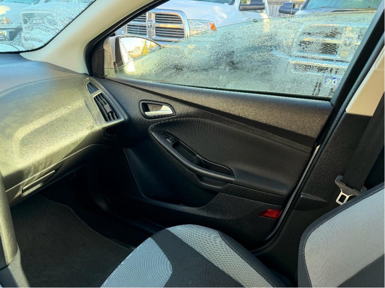 2014 Ford Focus SE, Two Sets of Tires W Rims, Drives Great !! Photo