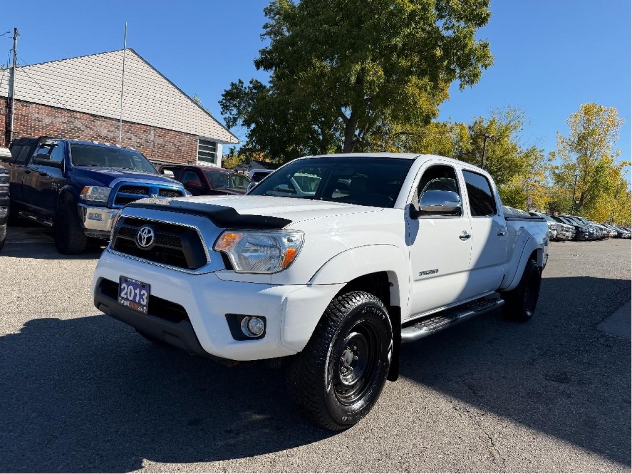 2013 Toyota Tacoma Leather, Navi, 2Sets of Tires W Rims, Drives Great Photo2