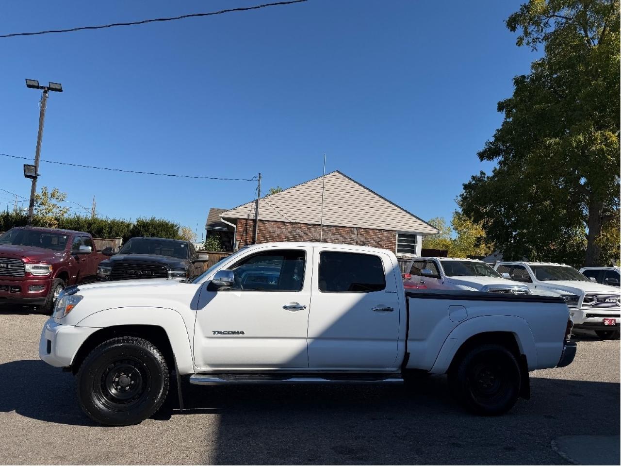 2013 Toyota Tacoma Leather, Navi, 2Sets of Tires W Rims, Drives Great Photo