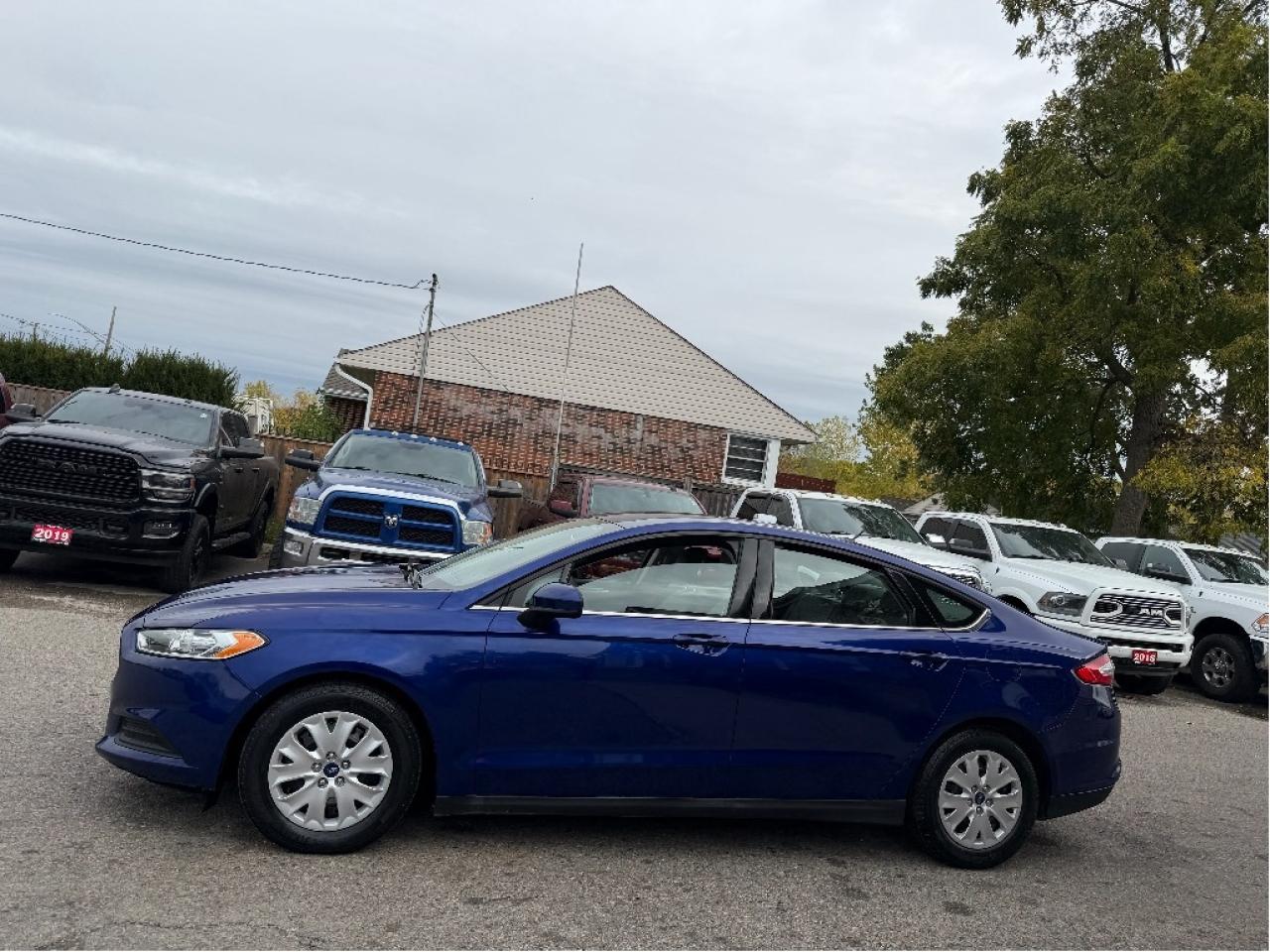 2013 Ford Fusion Very Low Kms, Very Well Maintained Photo