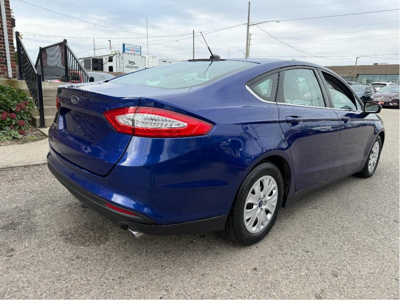 2013 Ford Fusion Very Low Kms, Very Well Maintained Photo