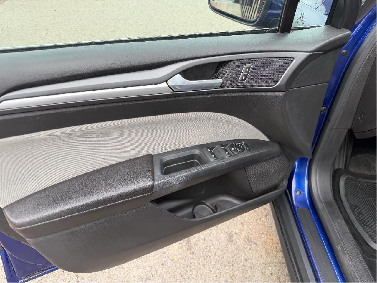 2013 Ford Fusion Very Low Kms, Very Well Maintained Photo