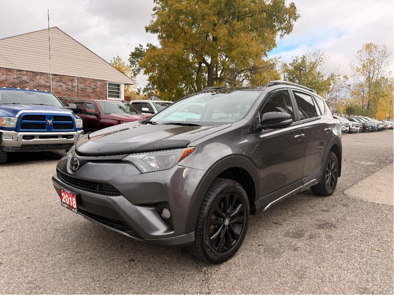 2018 Toyota RAV4 XLE Trail Edition, Very Well Maintained !! Photo