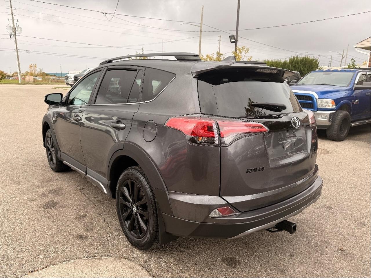 2018 Toyota RAV4 XLE Trail Edition, Very Well Maintained !! Photo4