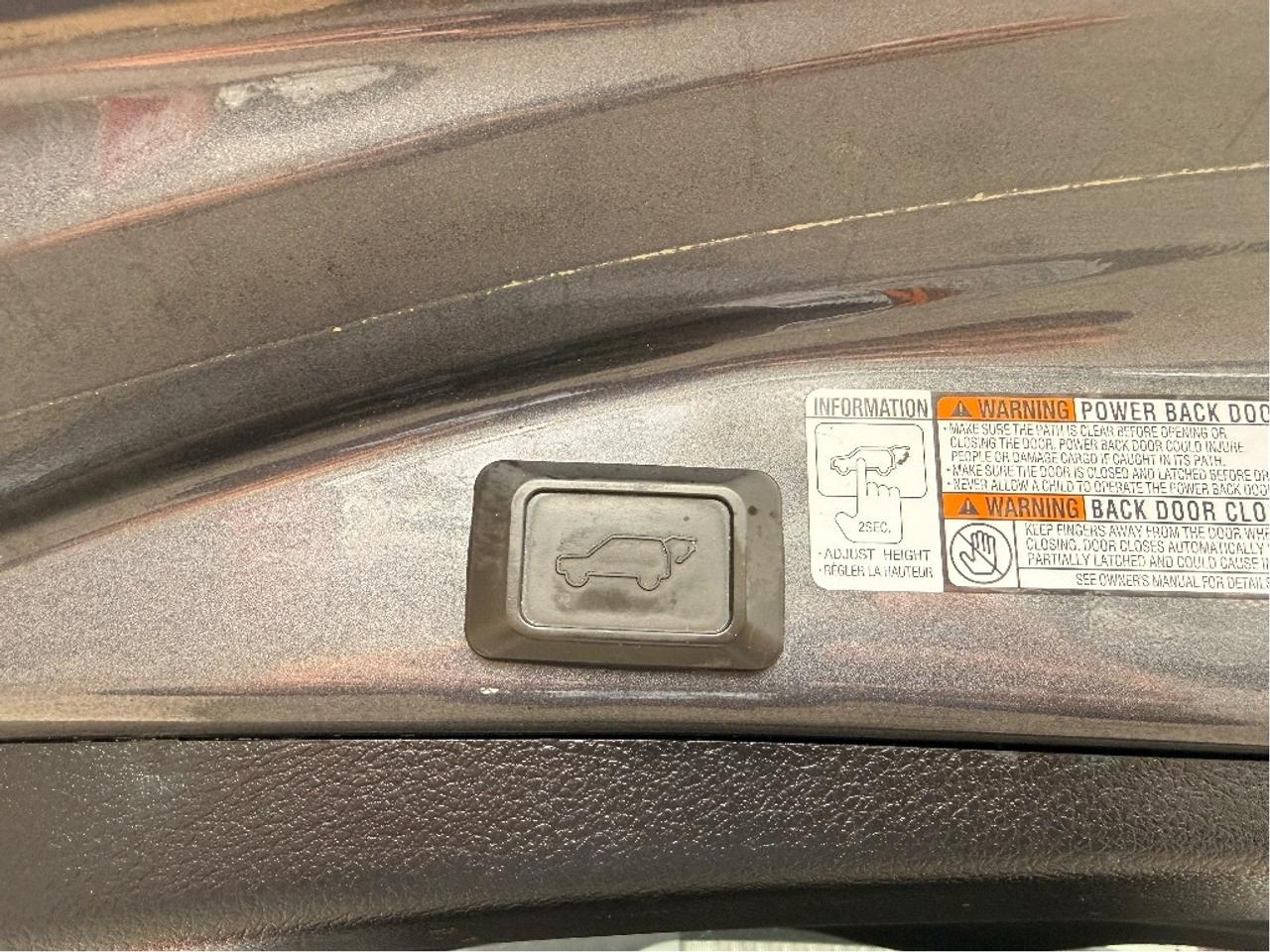 2018 Toyota RAV4 XLE Trail Edition, Very Well Maintained !! Photo