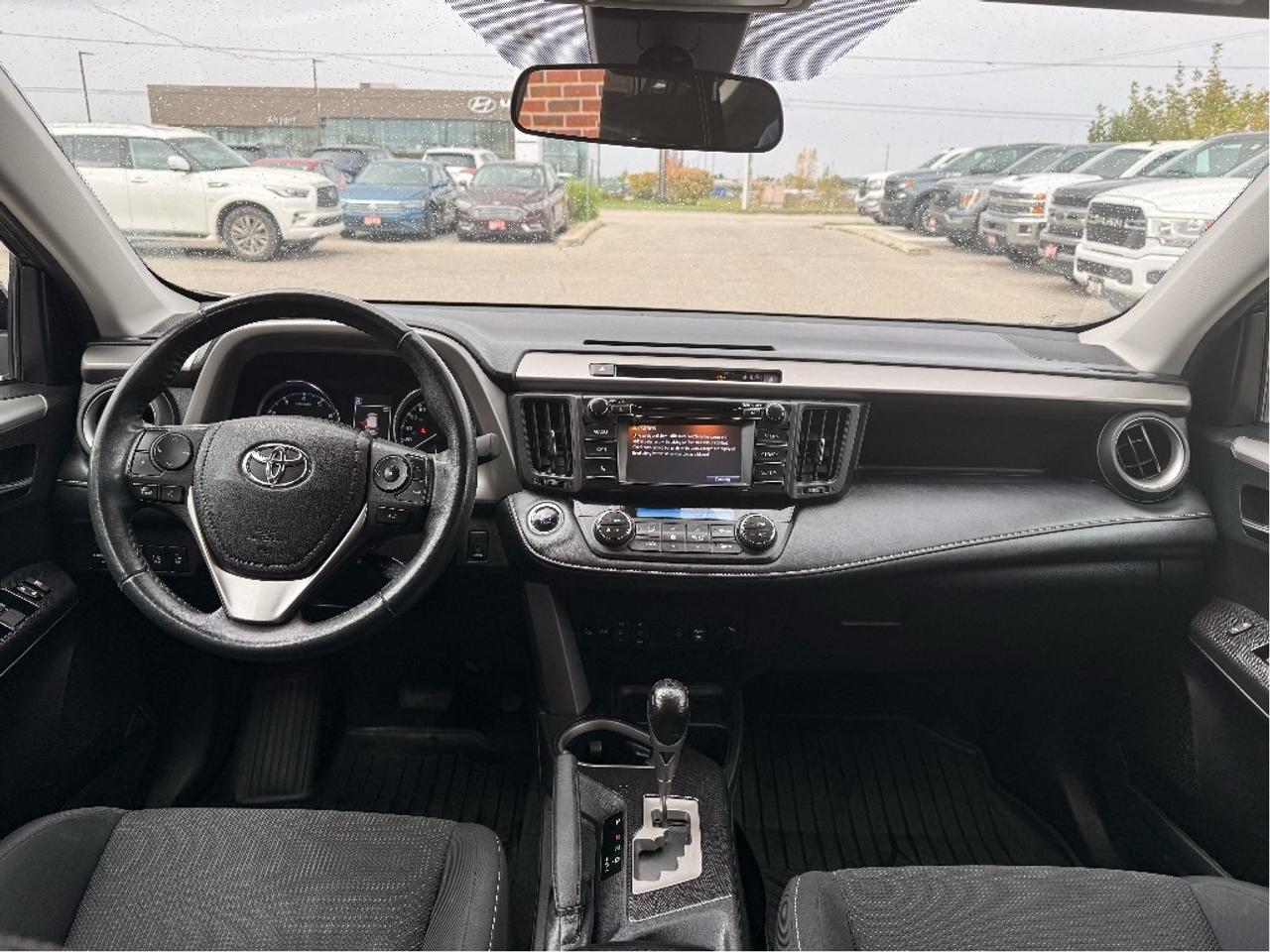 2018 Toyota RAV4 XLE Trail Edition, Very Well Maintained !! Photo