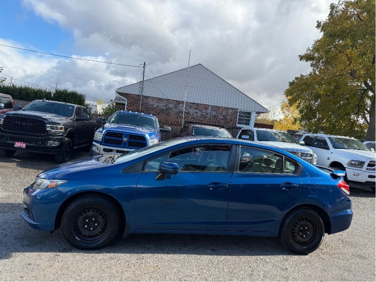 2014 Honda Civic SEDAN LX Photo3