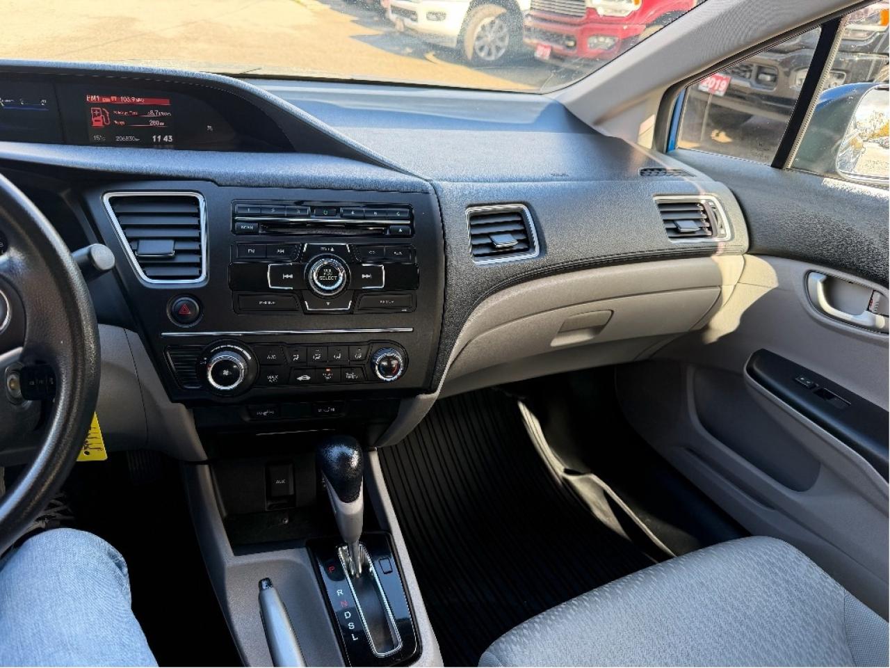 2014 Honda Civic SEDAN LX Photo