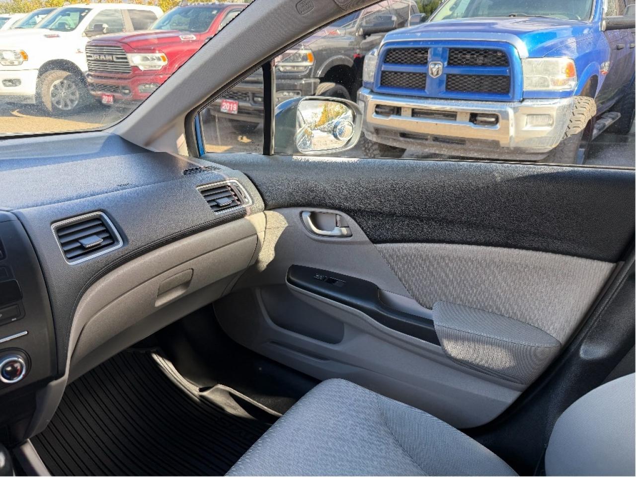 2014 Honda Civic SEDAN LX Photo