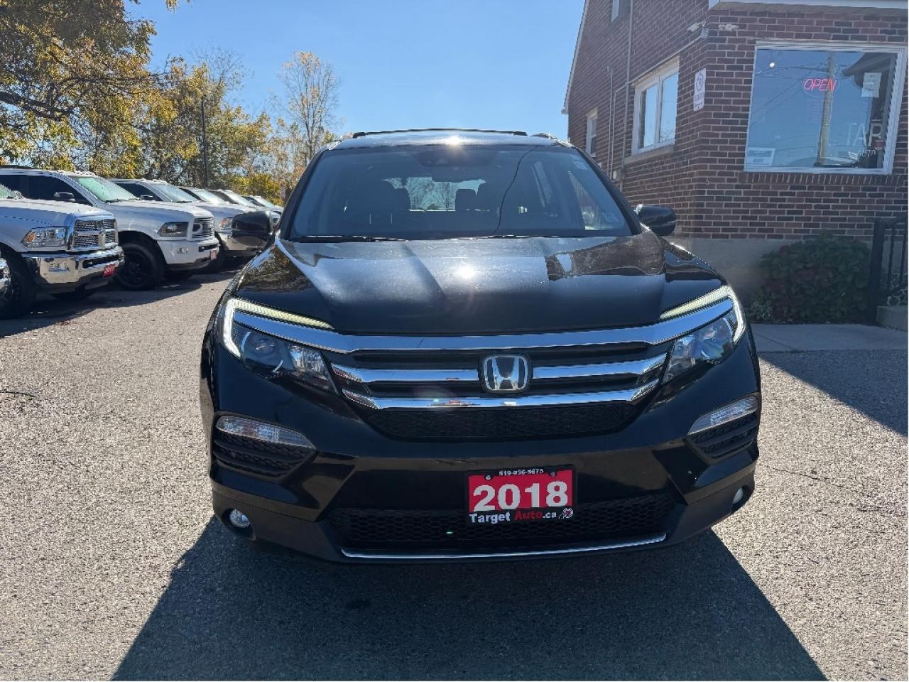 2018 Honda Pilot Touring Photo