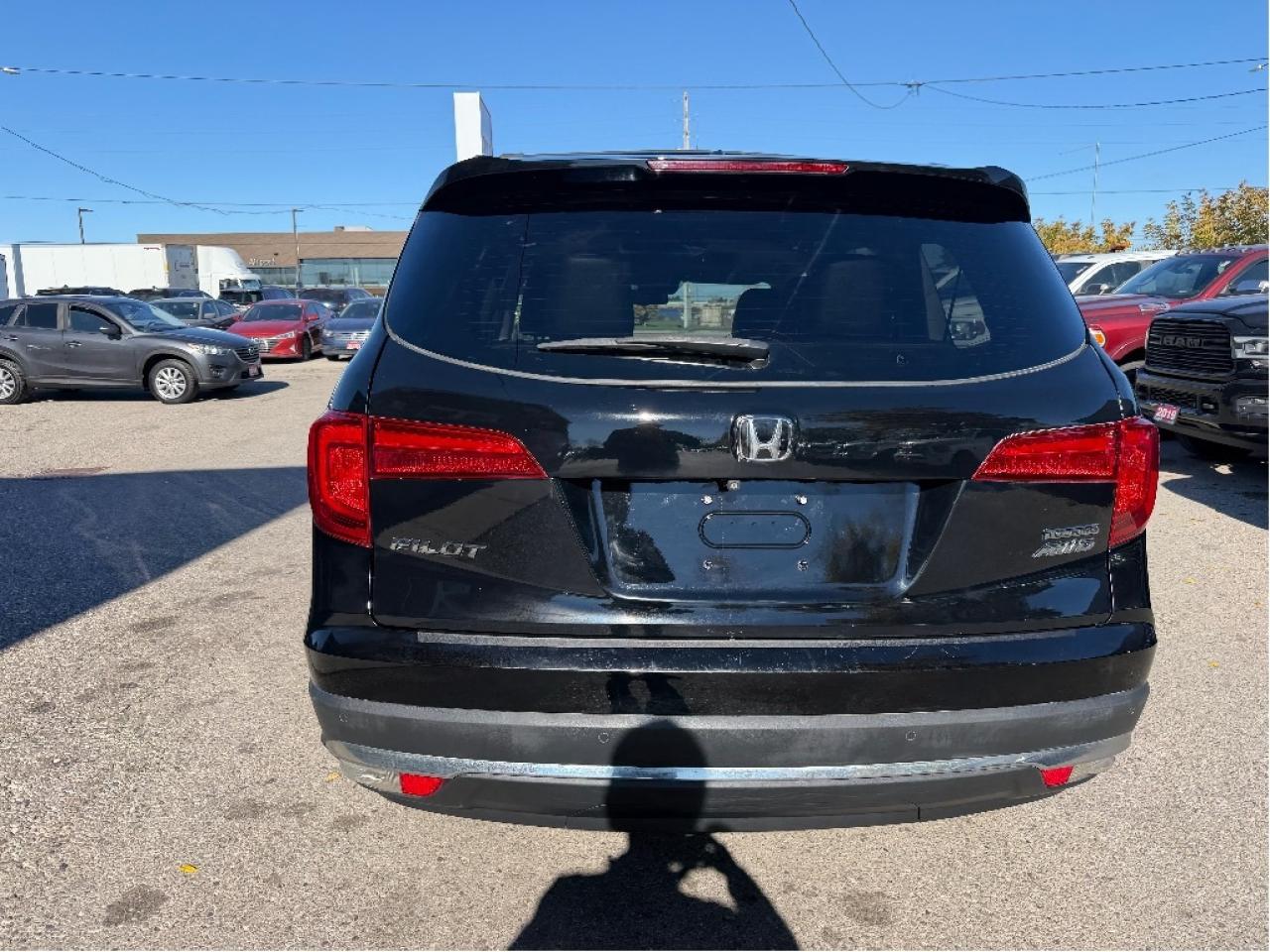 2018 Honda Pilot Touring Photo