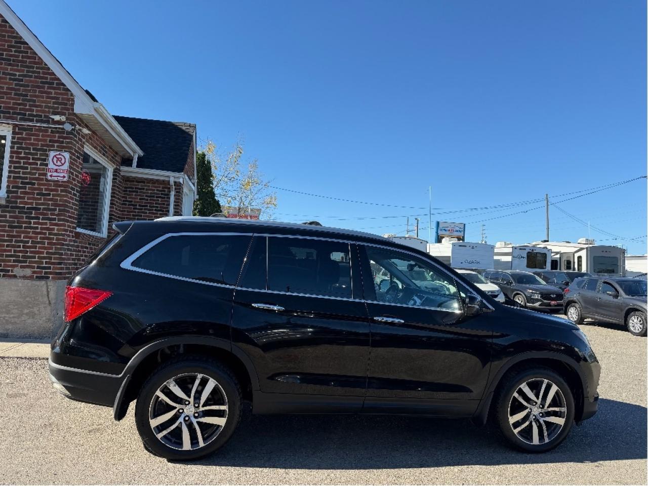 2018 Honda Pilot Touring Photo