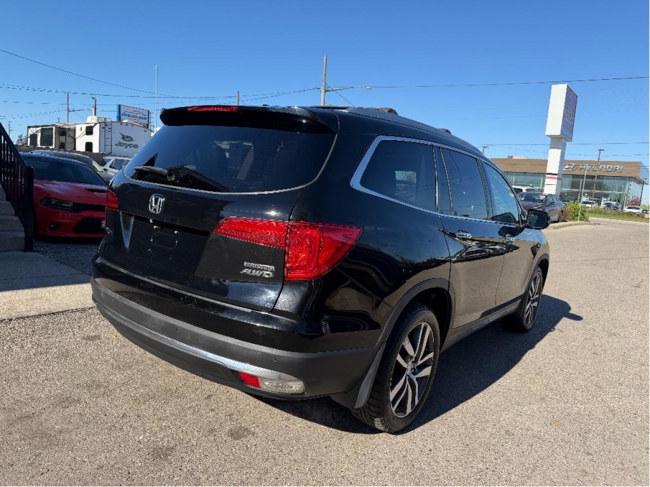 2018 Honda Pilot Touring Photo