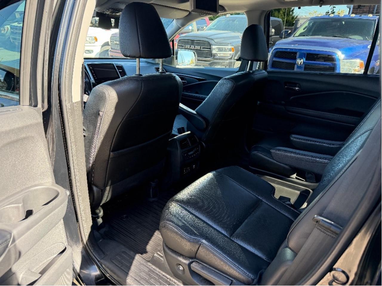 2018 Honda Pilot Touring Photo