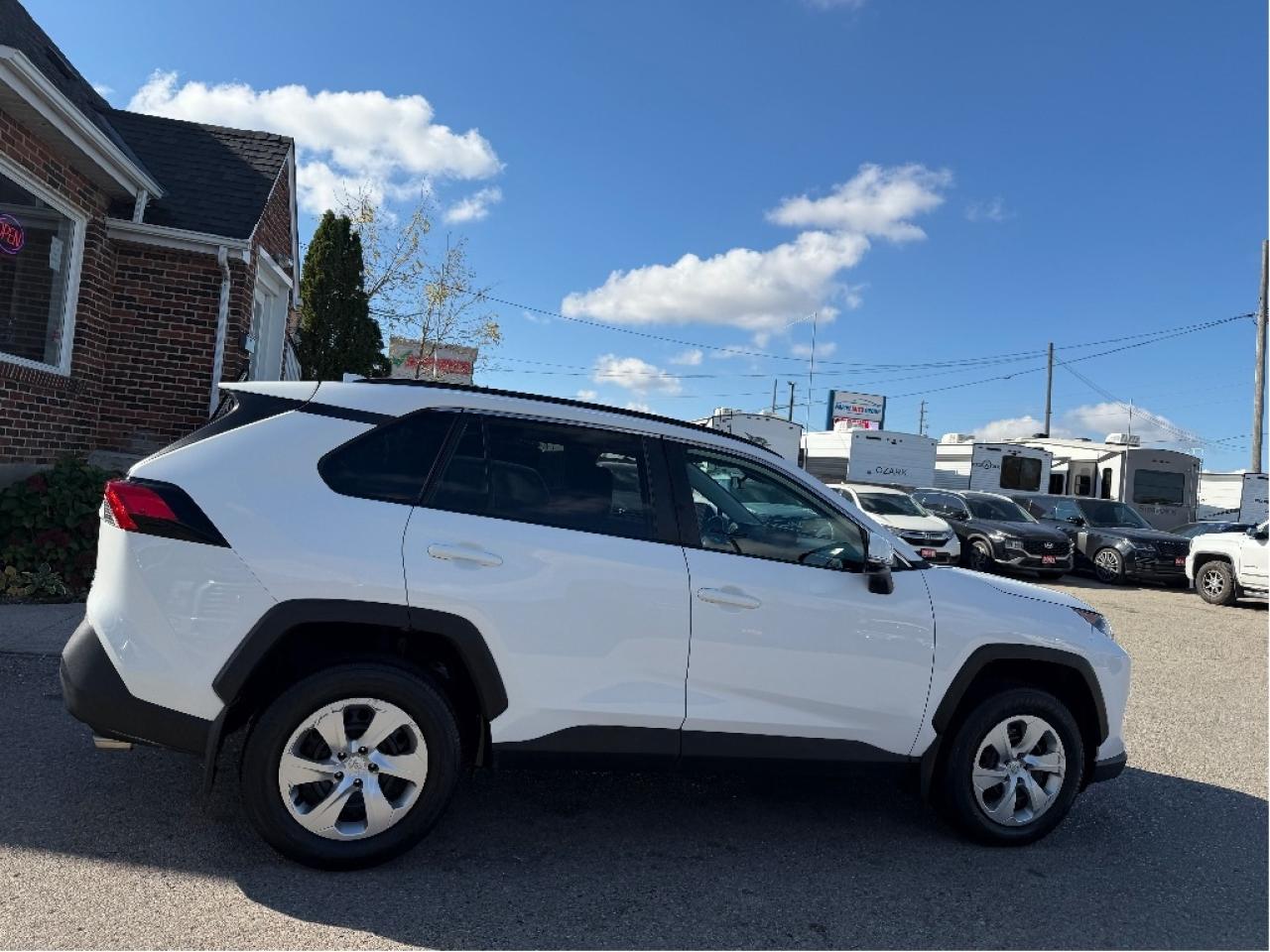 2021 Toyota RAV4 LE, AWD, Mint Condition, Drives Great !! Photo