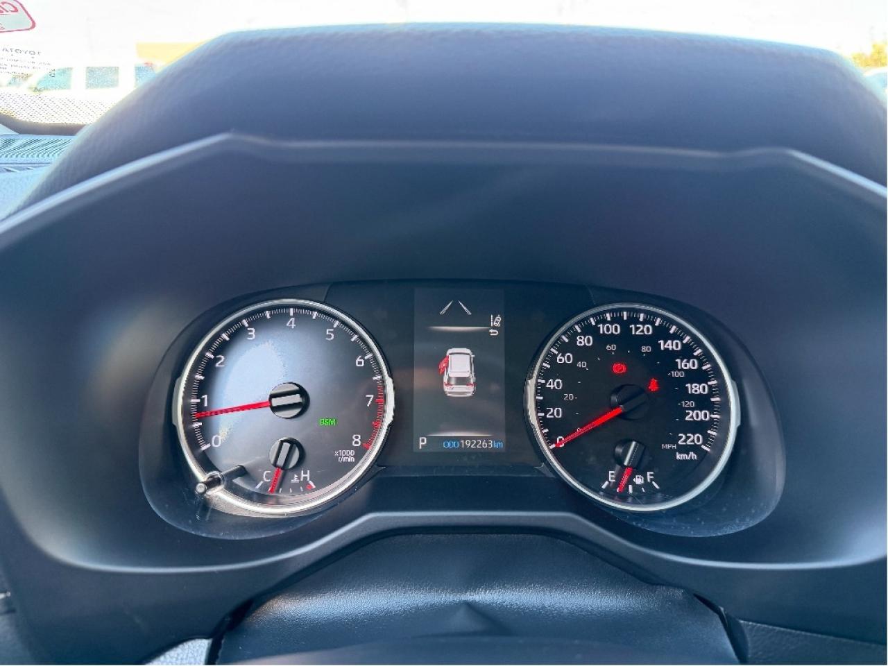 2021 Toyota RAV4 LE, AWD, Mint Condition, Drives Great !! Photo