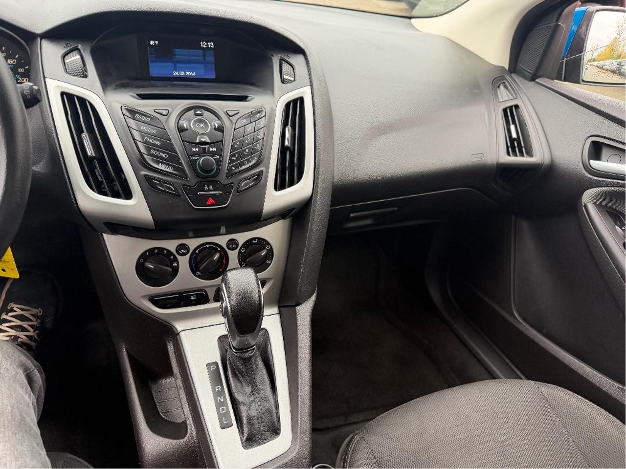 2014 Ford Focus SE Photo