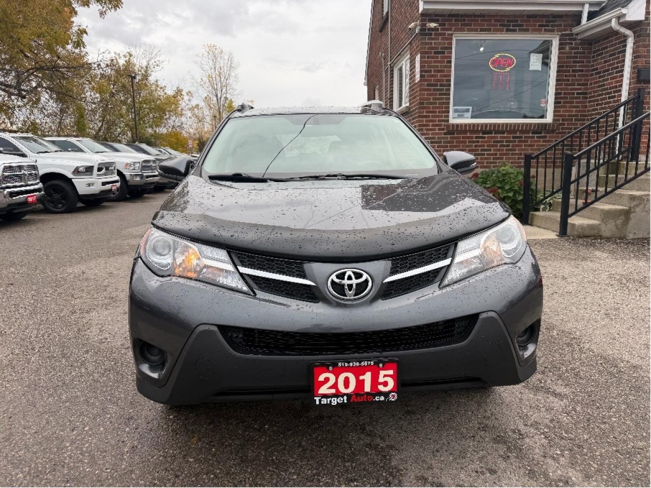 2015 Toyota RAV4 LE Photo