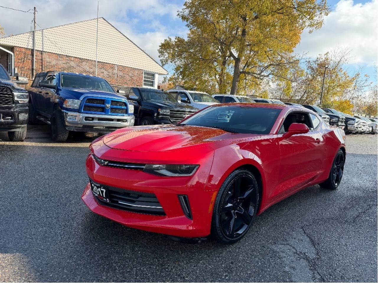 2017 Chevrolet Camaro 1LT Photo2