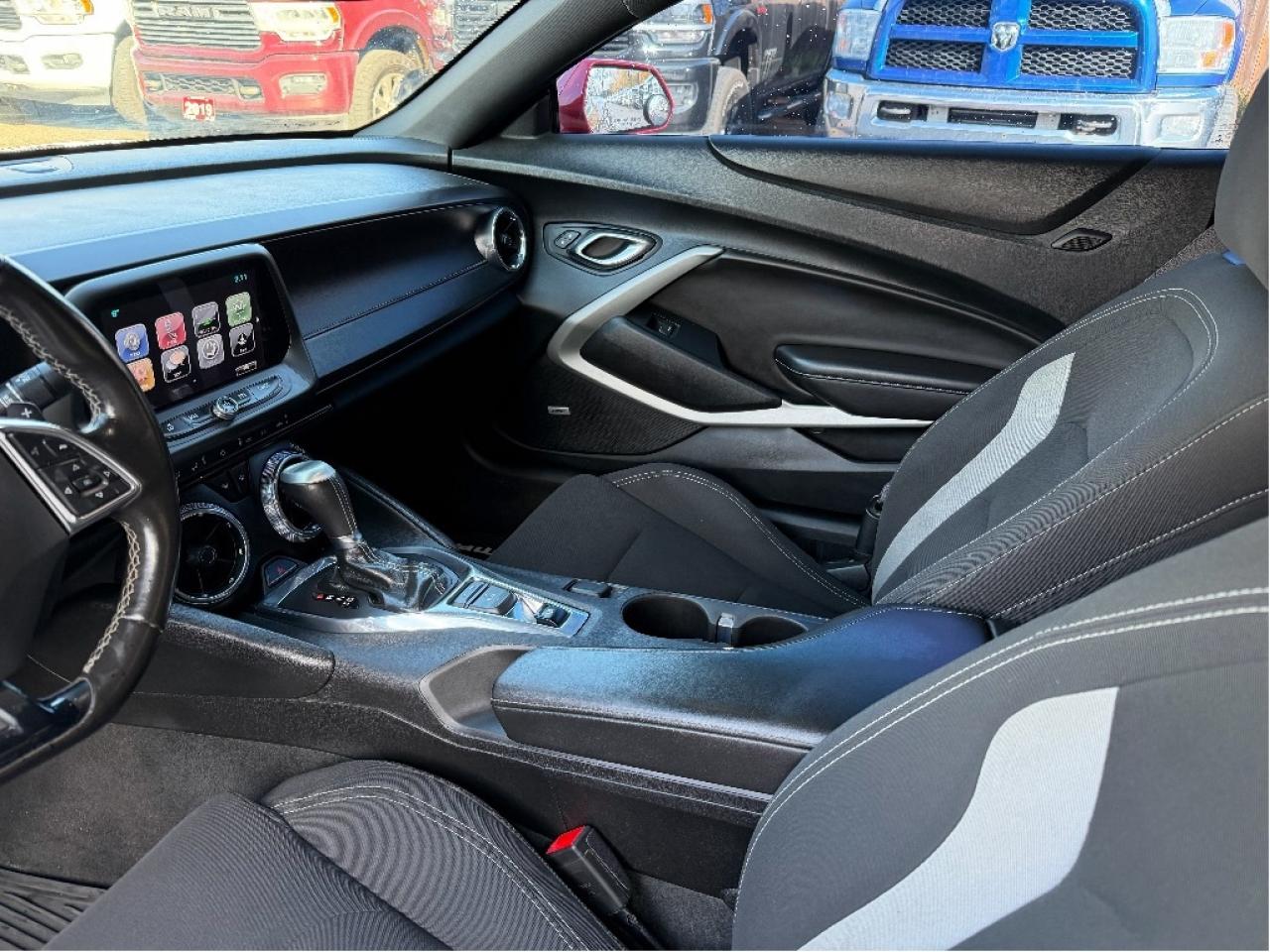 2017 Chevrolet Camaro 1LT Photo