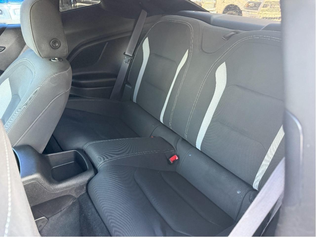 2017 Chevrolet Camaro 1LT Photo