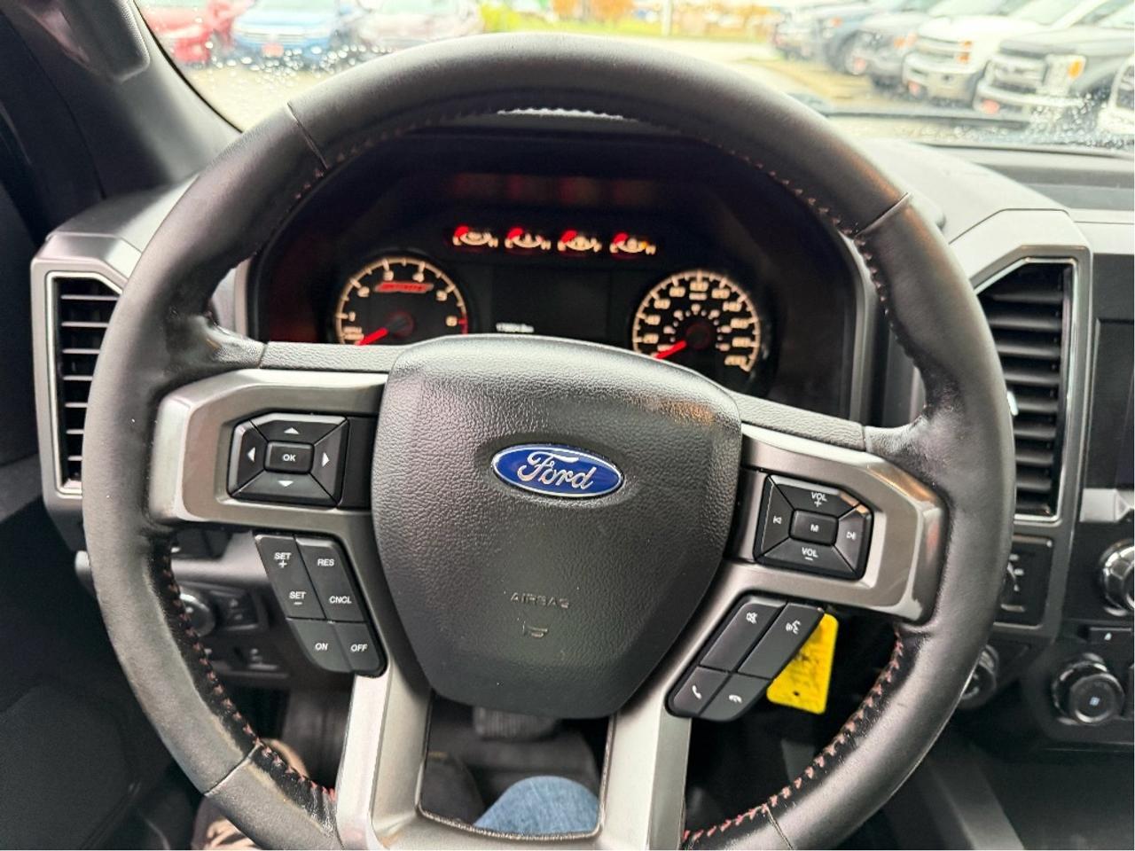2018 Ford F-150 FX4 Sport, V8, Pano Roof, Very Well Maintained !! Photo