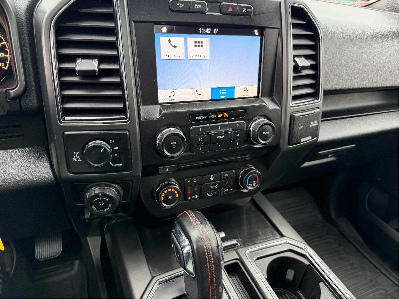 2018 Ford F-150 FX4 Sport, V8, Pano Roof, Very Well Maintained !! Photo