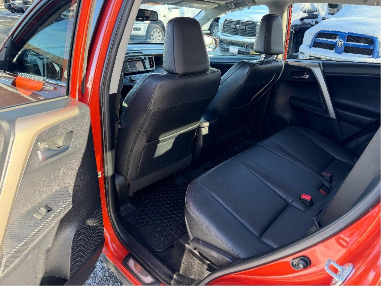 2015 Toyota RAV4 LIMITED  Photo