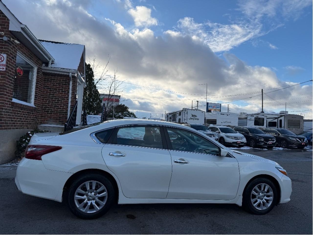 2017 Nissan Altima Very Low Mileage, Super Clean, Drives Great !! Photo