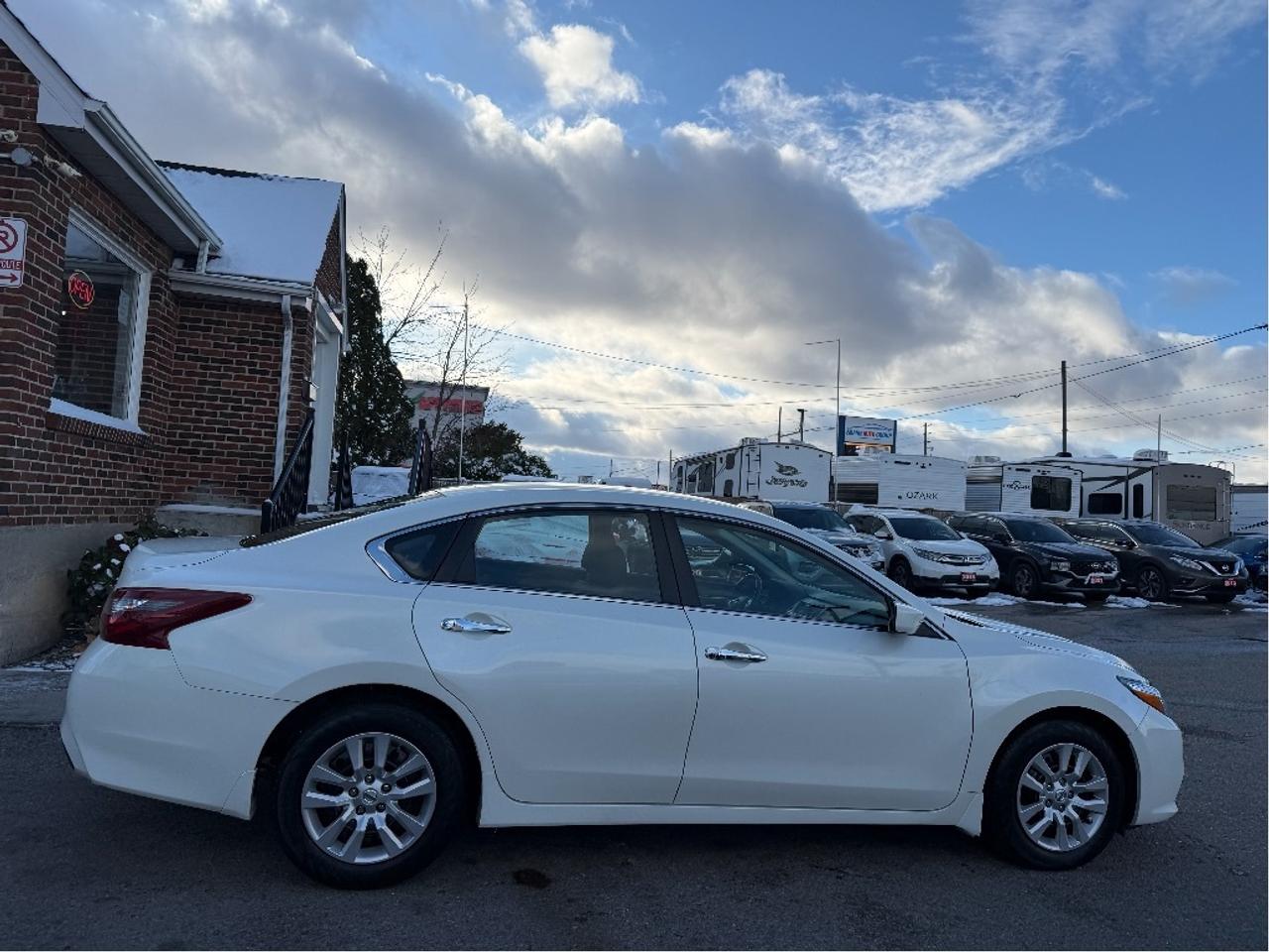 2017 Nissan Altima Very Low Mileage, Super Clean, Drives Great !! Photo