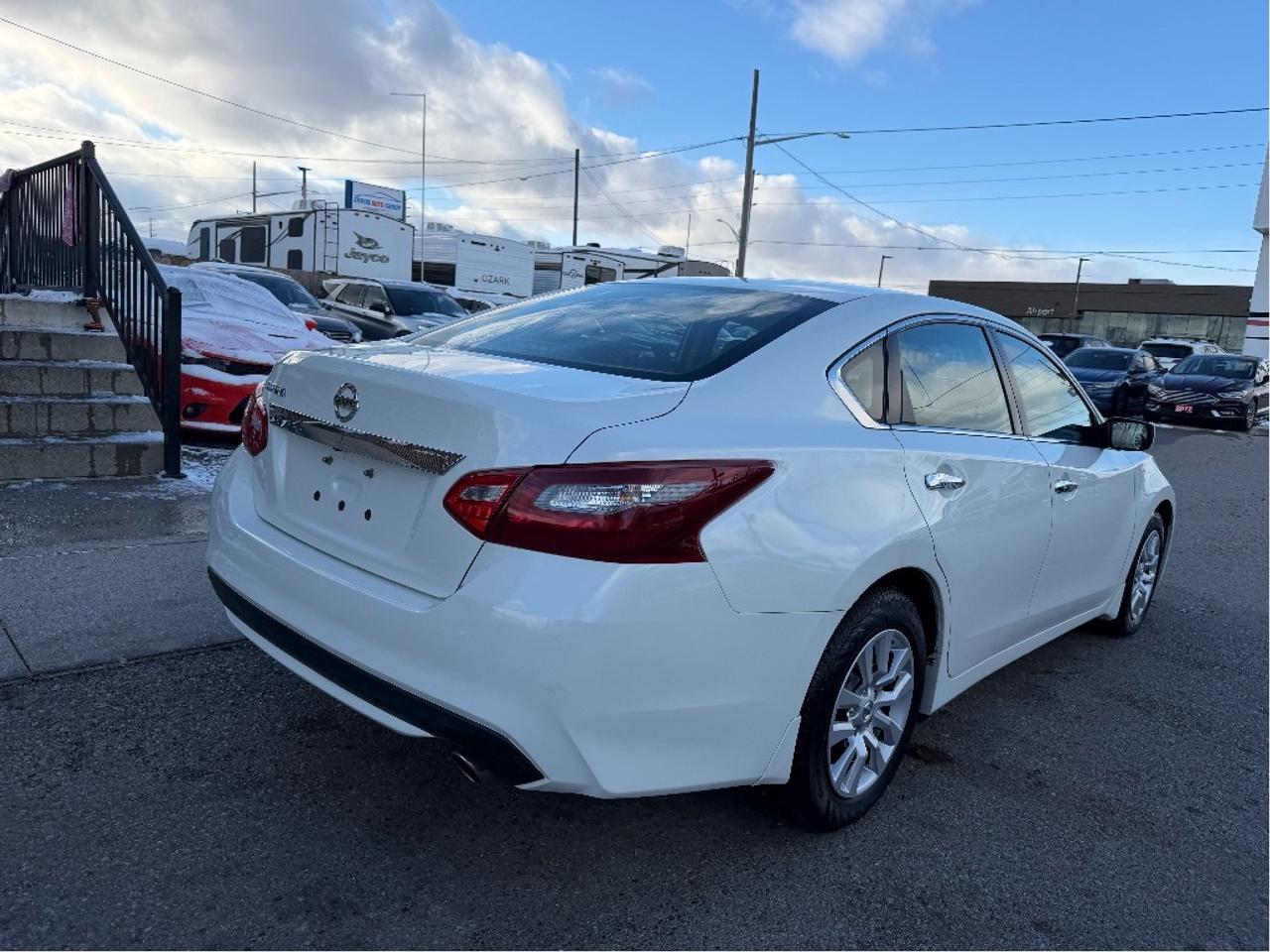 2017 Nissan Altima Very Low Mileage, Super Clean, Drives Great !! Photo