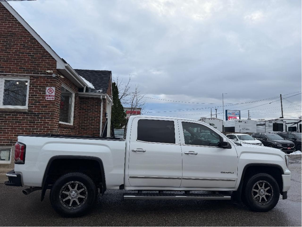 2017 GMC Sierra 1500 Denali, Orginal Alloy Rims Incl, Drives Great !! Photo