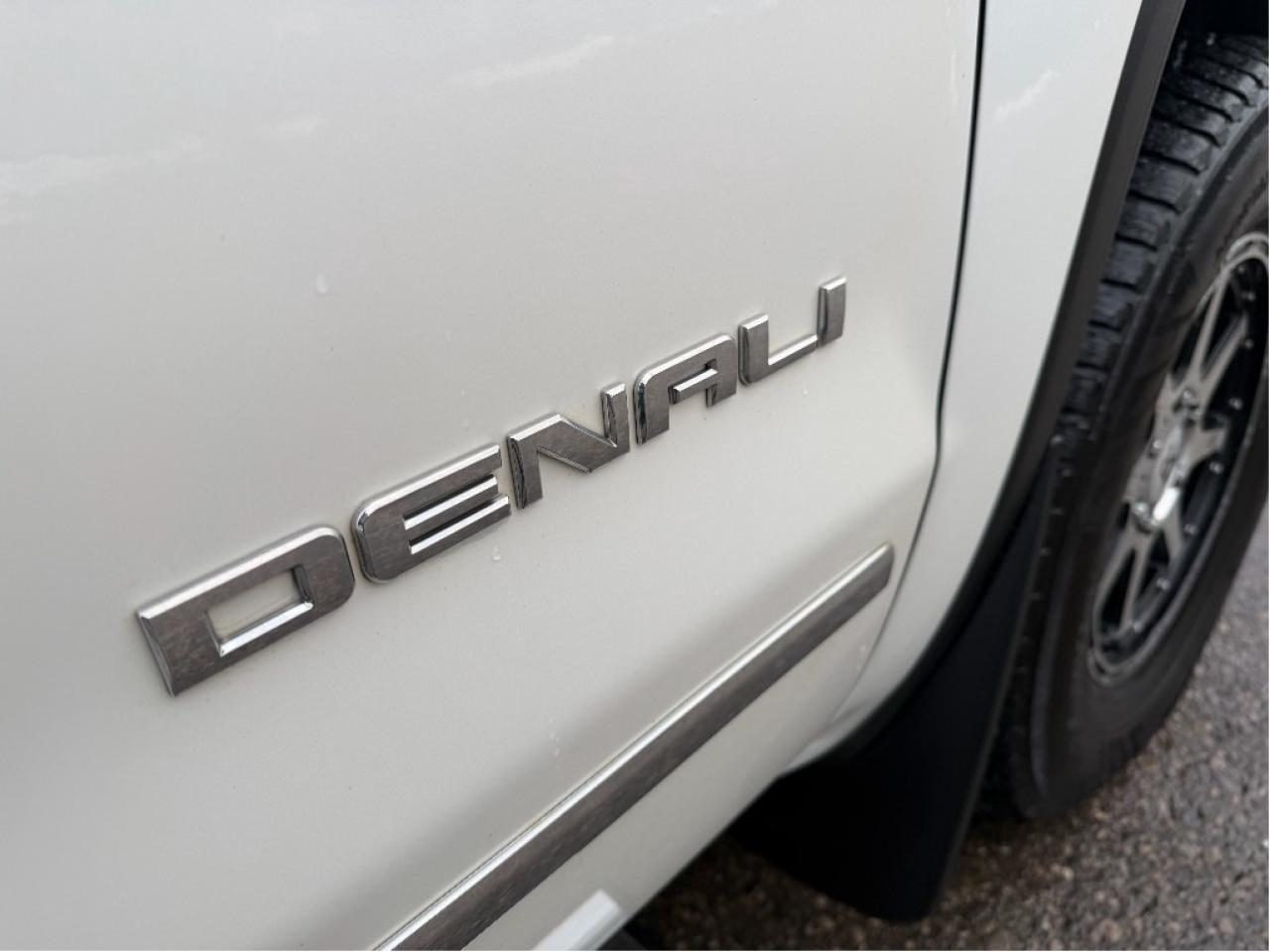 2017 GMC Sierra 1500 Denali, Orginal Alloy Rims Incl, Drives Great !! Photo