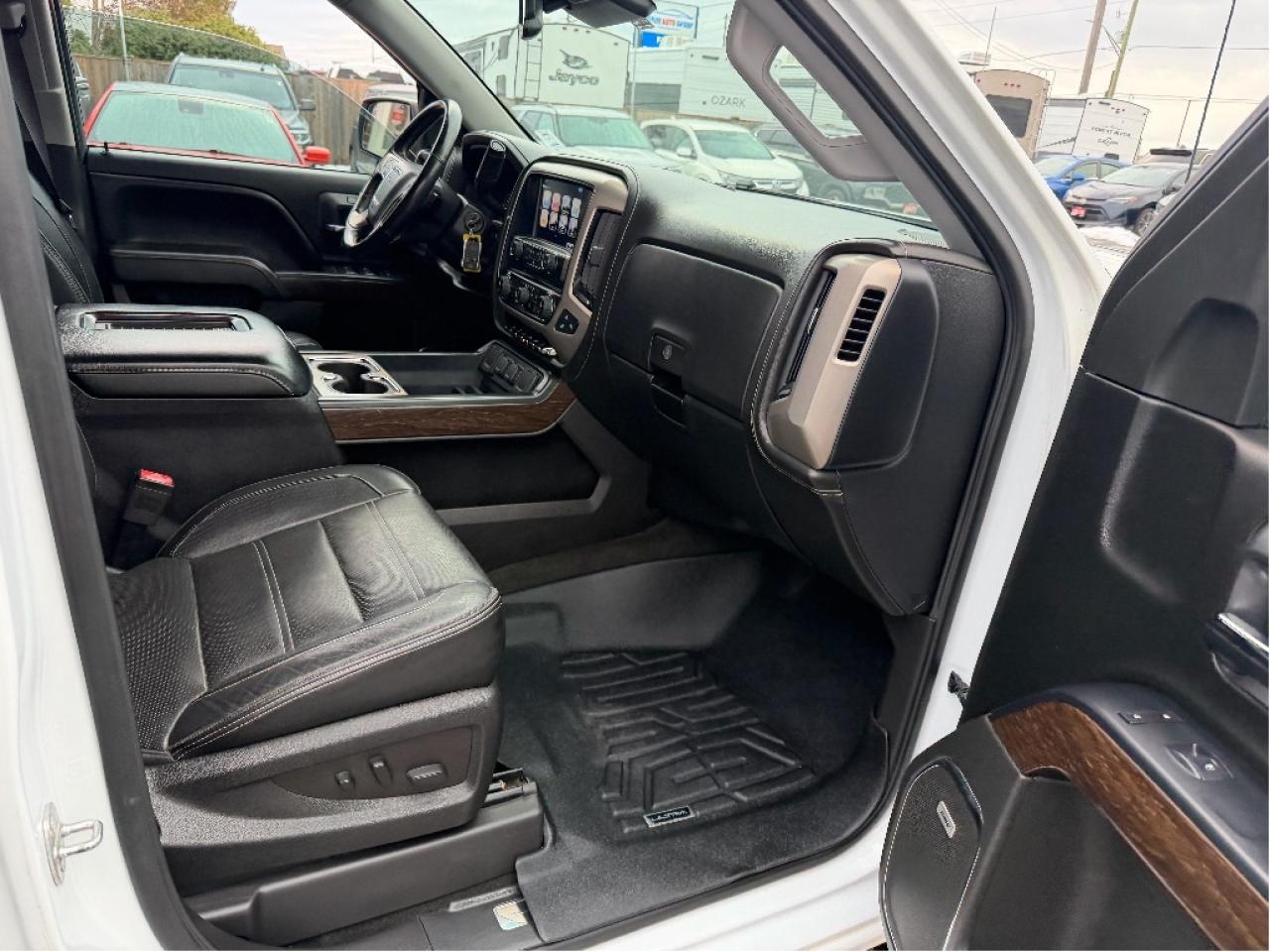 2017 GMC Sierra 1500 Denali, Orginal Alloy Rims Incl, Drives Great !! Photo