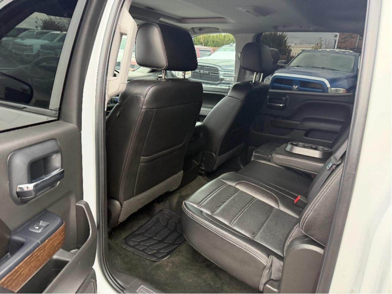 2017 GMC Sierra 1500 Denali, Orginal Alloy Rims Incl, Drives Great !! Photo