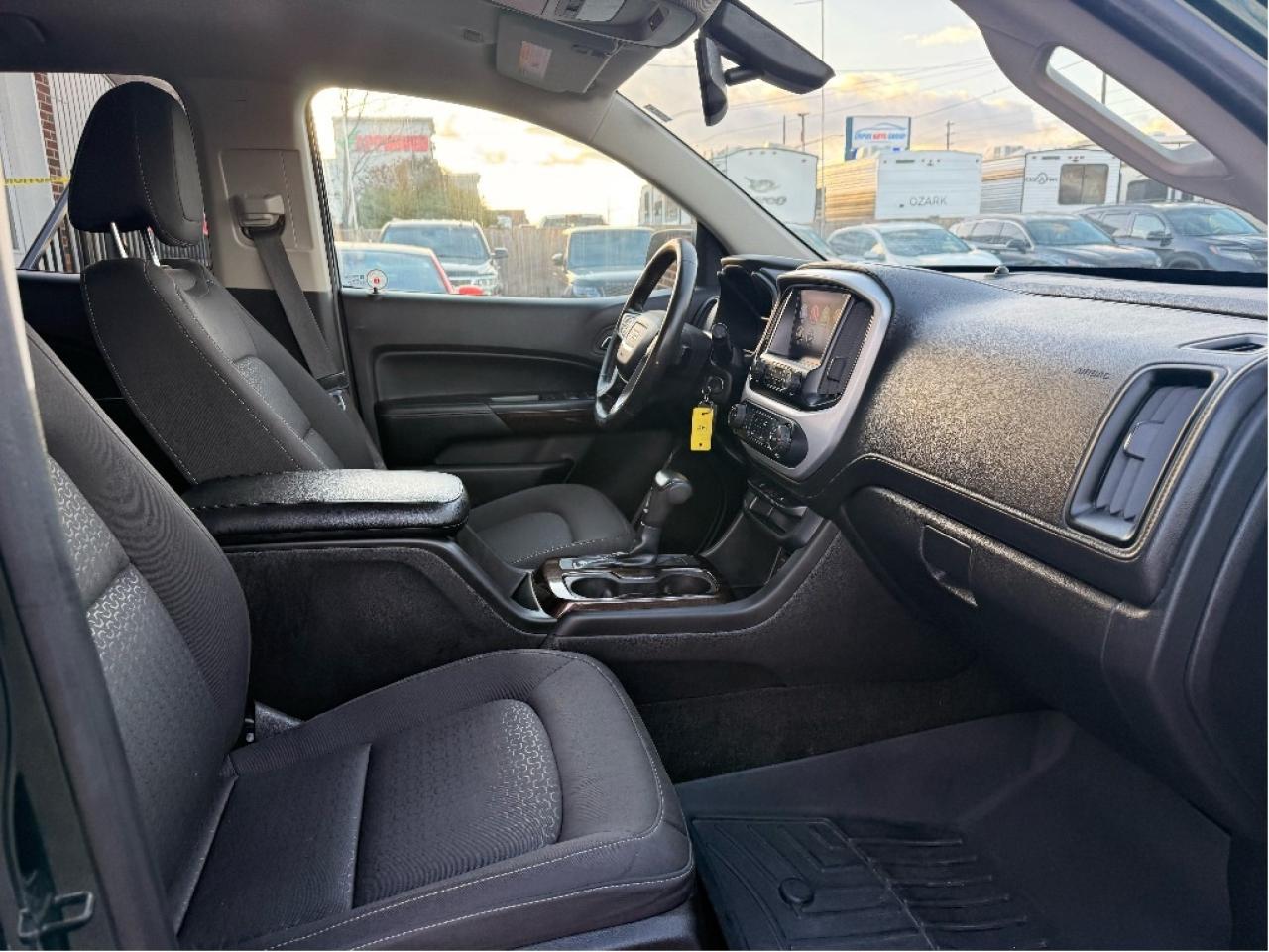 2015 GMC Canyon SLE, Mint Condition, Drives Great !! Photo