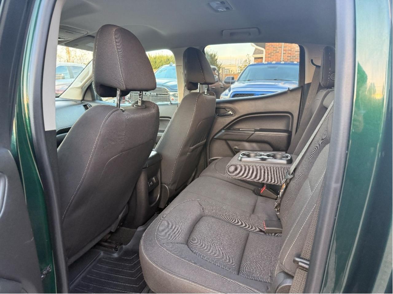 2015 GMC Canyon SLE, Mint Condition, Drives Great !! Photo