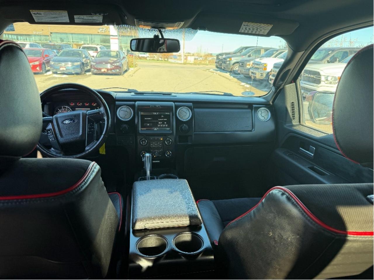 2014 Ford F-150 Lariat Photo