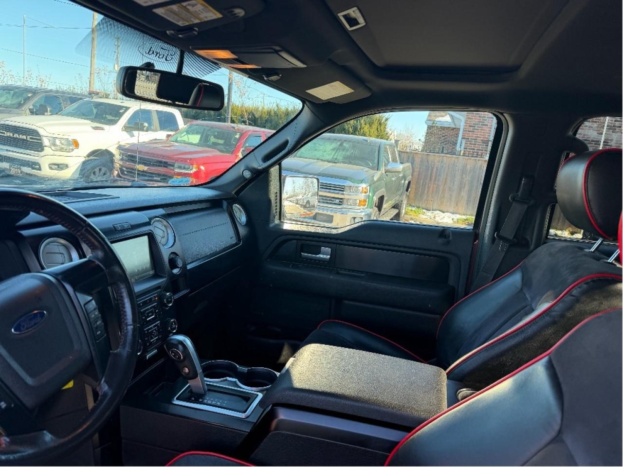 2014 Ford F-150 Lariat Photo