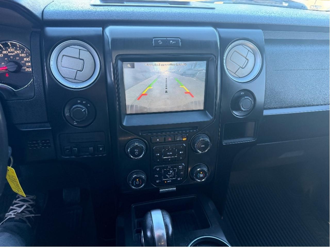 2014 Ford F-150 Lariat Photo