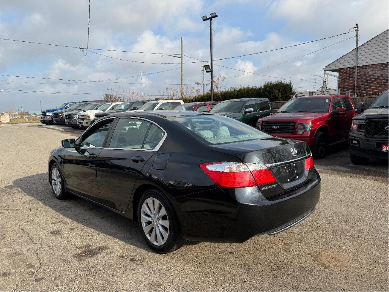 2014 Honda Accord Sedan LX Photo4